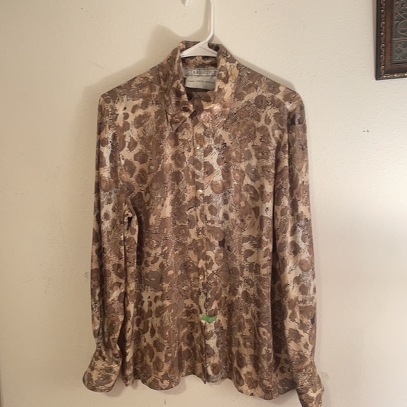 Silk blouse shirt used like new - Picture 5 of 5